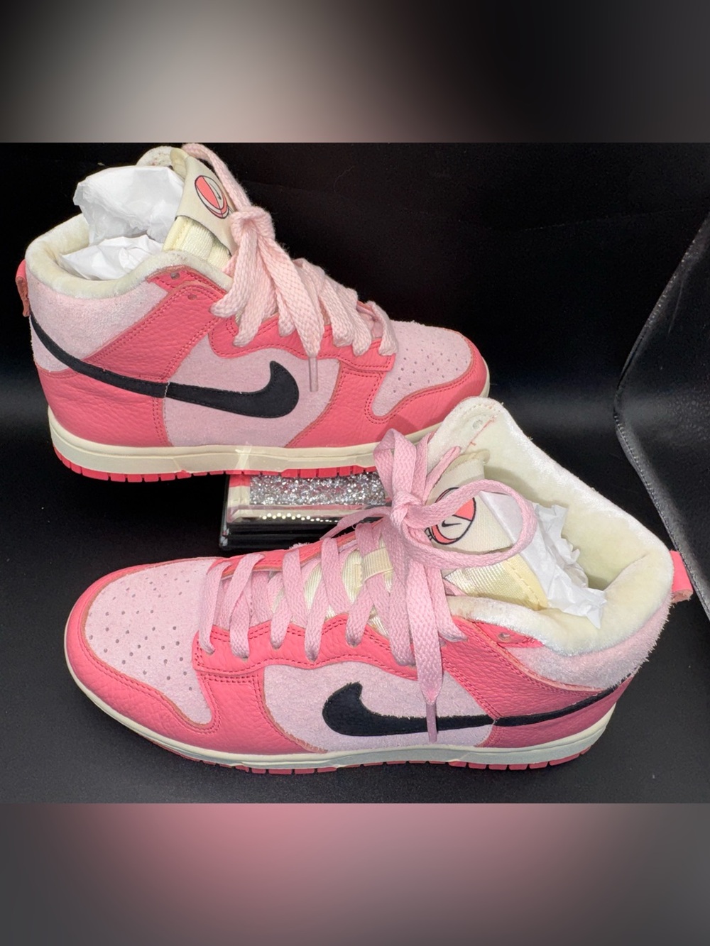 Nike Dunk Low Pink Foam / Pink Oxford – Women’s US 7 - Picture 3 of 17